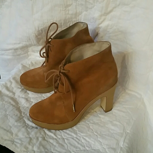 MICHAEL Michael Kors Shoes - Michael Kors Carmel Suede Lace Up Booth Size 7.5